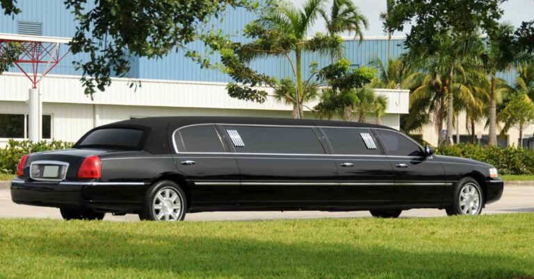 Why Hire Corporate Limo Services in Minneapolis